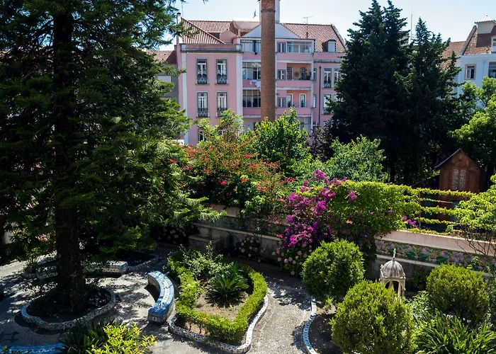 Sant Jordi s LisbonHostel